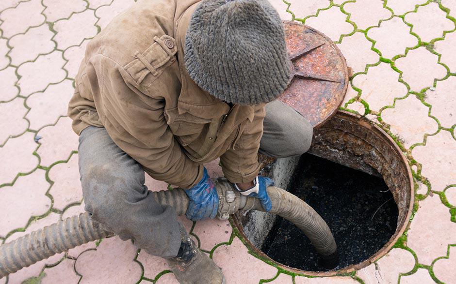 entretien canalisation wc Antony
